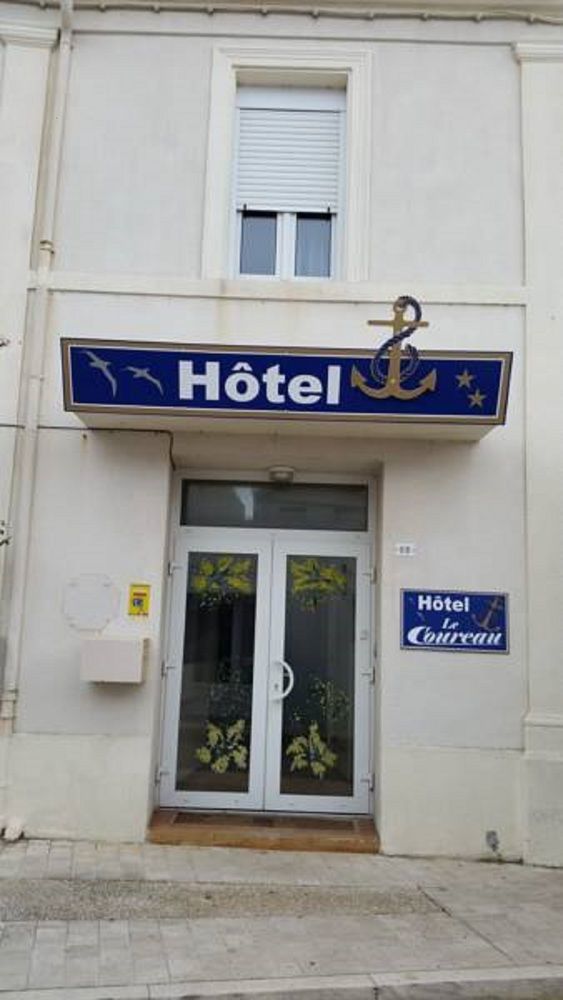 Hotel Le Coureau Сен-Трожан-ле-Бен Экстерьер фото